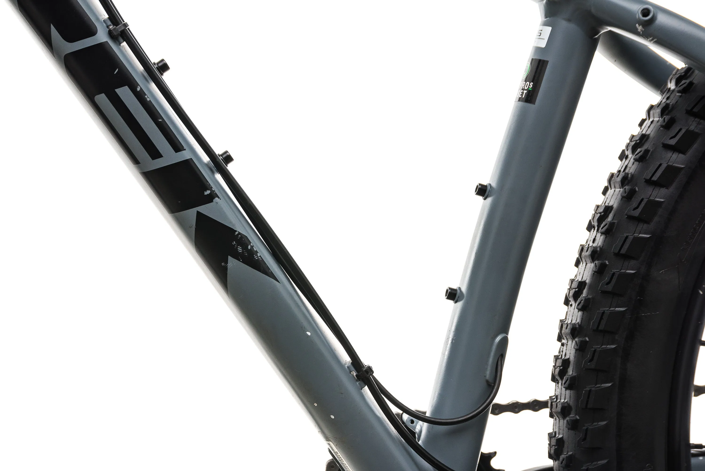 Trek Roscoe 8 Mountain Bike - 2019, Med/Large